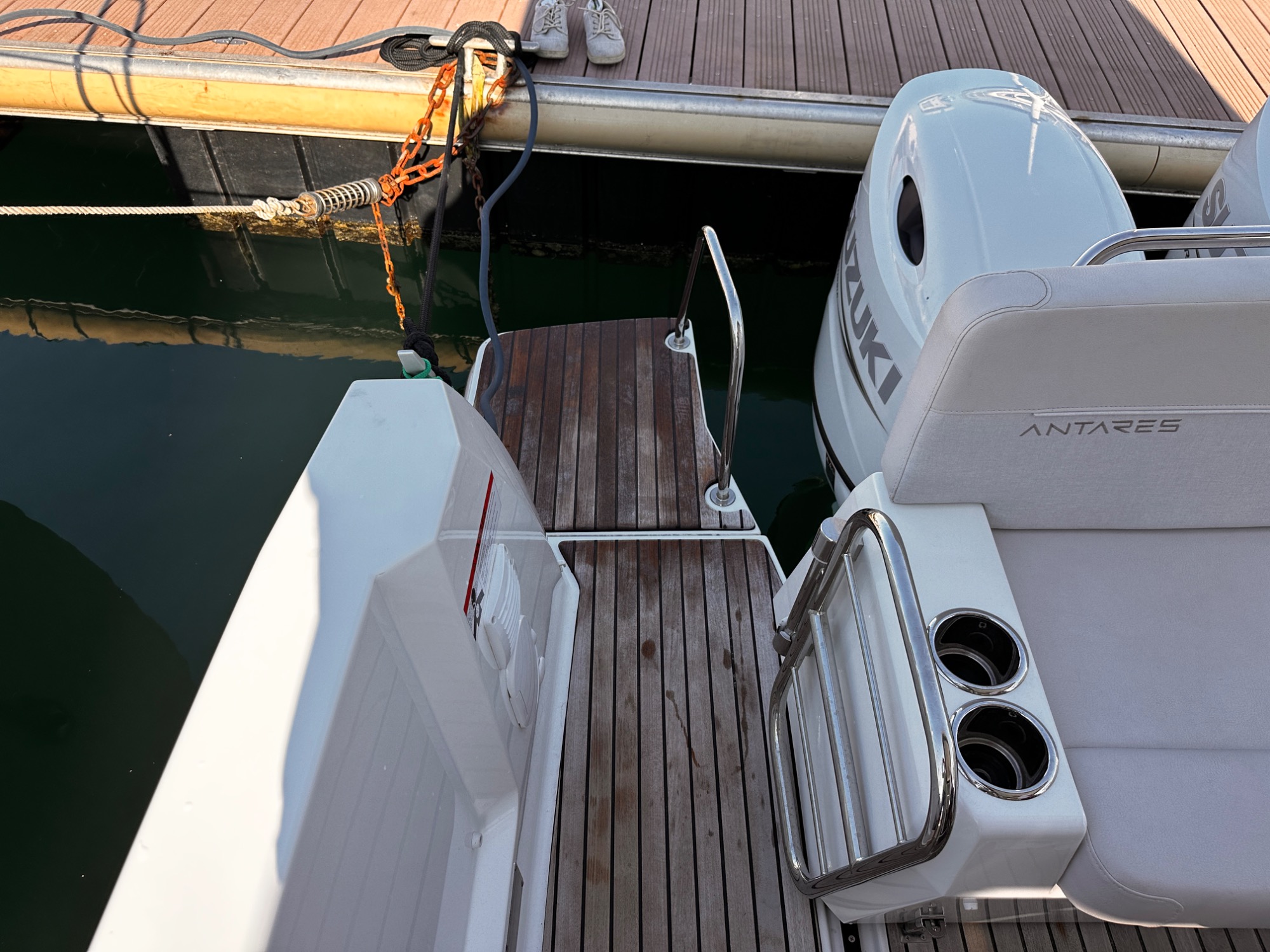 2025 Beneteau Antares 9 V2 2025 Beneteau Antares 9 V2