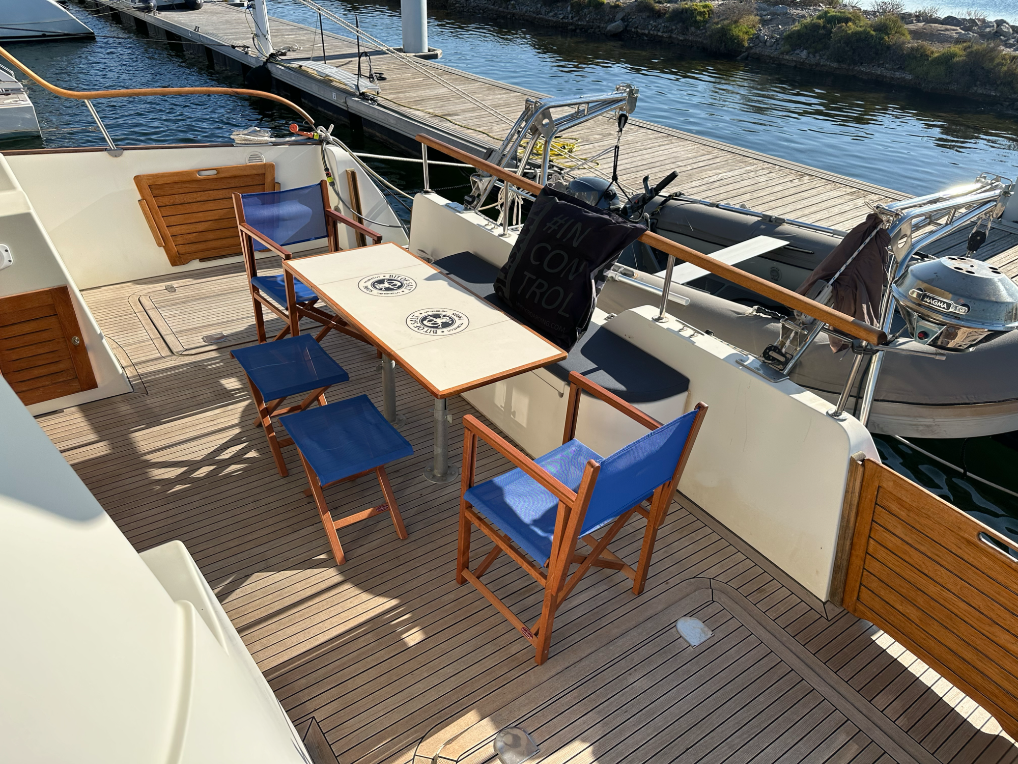 Alliaura Marine Transcat 42 2001 Alliaura Marine Transcat 42 2001