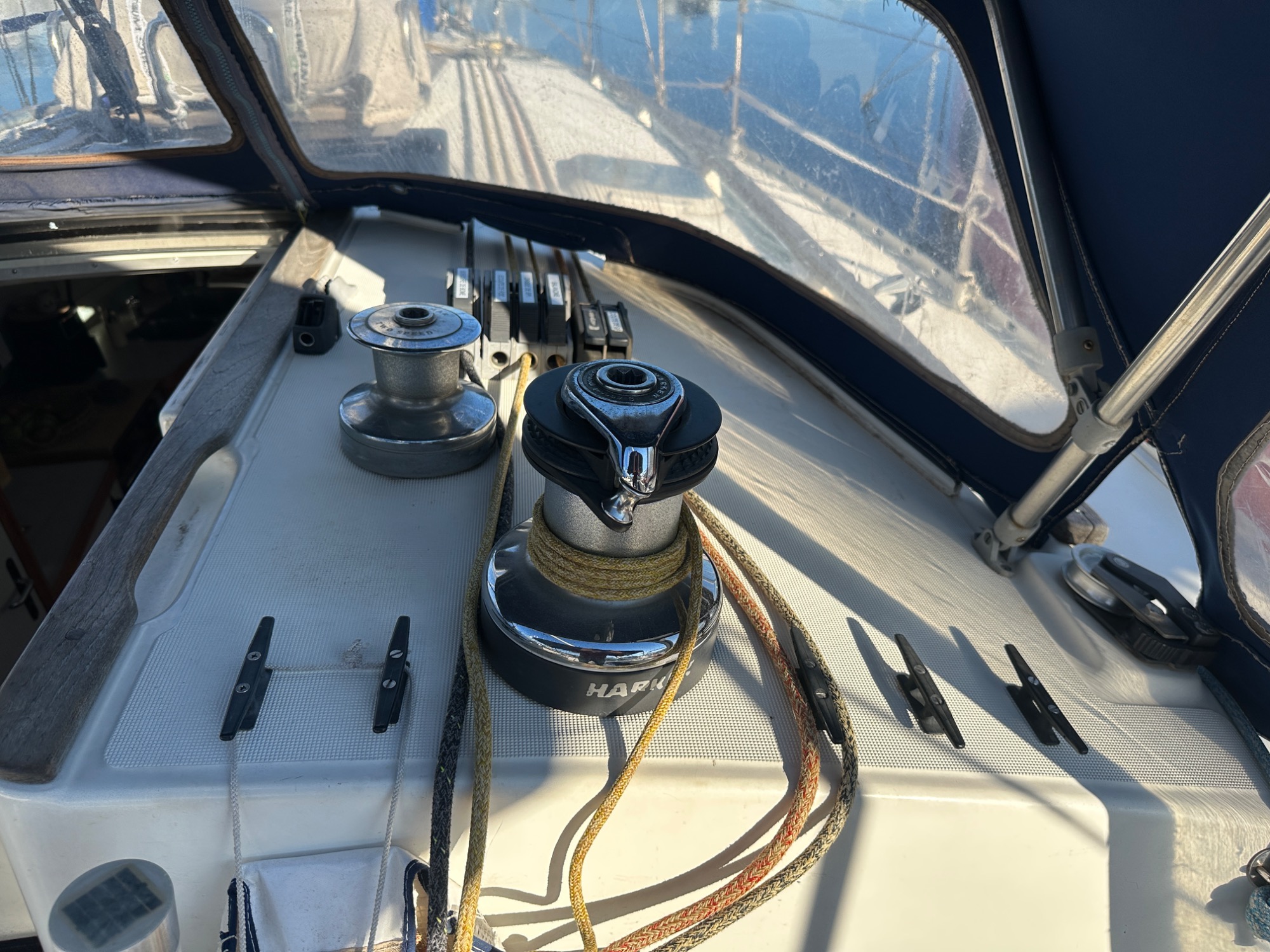 Jeanneau Sun Odyssey 37.1 Winchs