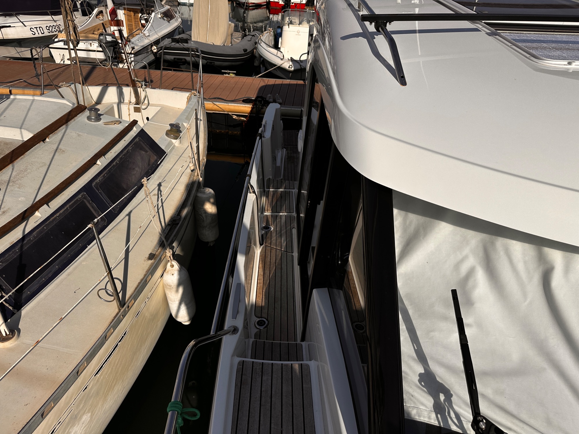 2025 Beneteau Antares 9 V2 2025 Beneteau Antares 9 V2
