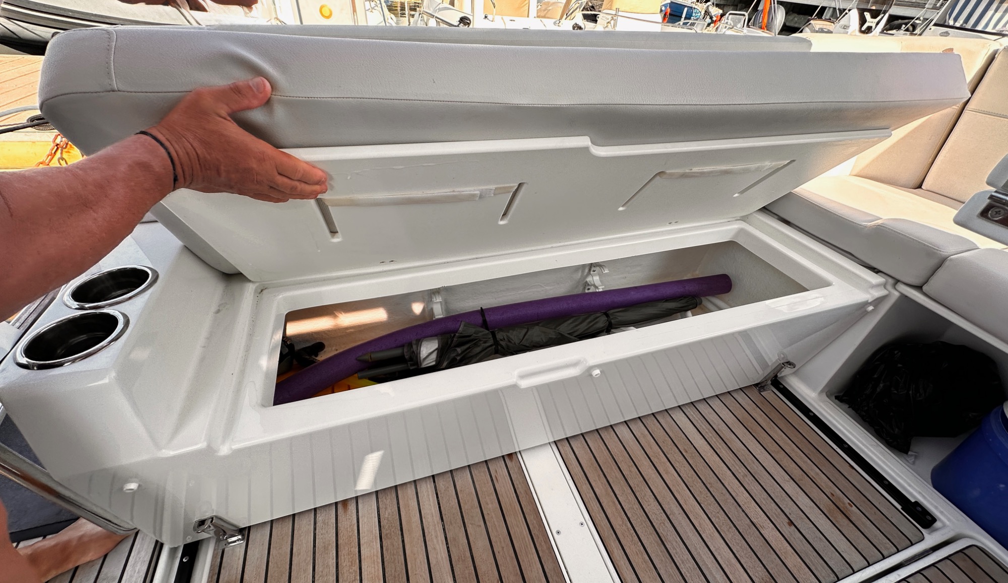 2025 Beneteau Antares 9 V2 2025 Beneteau Antares 9 V2