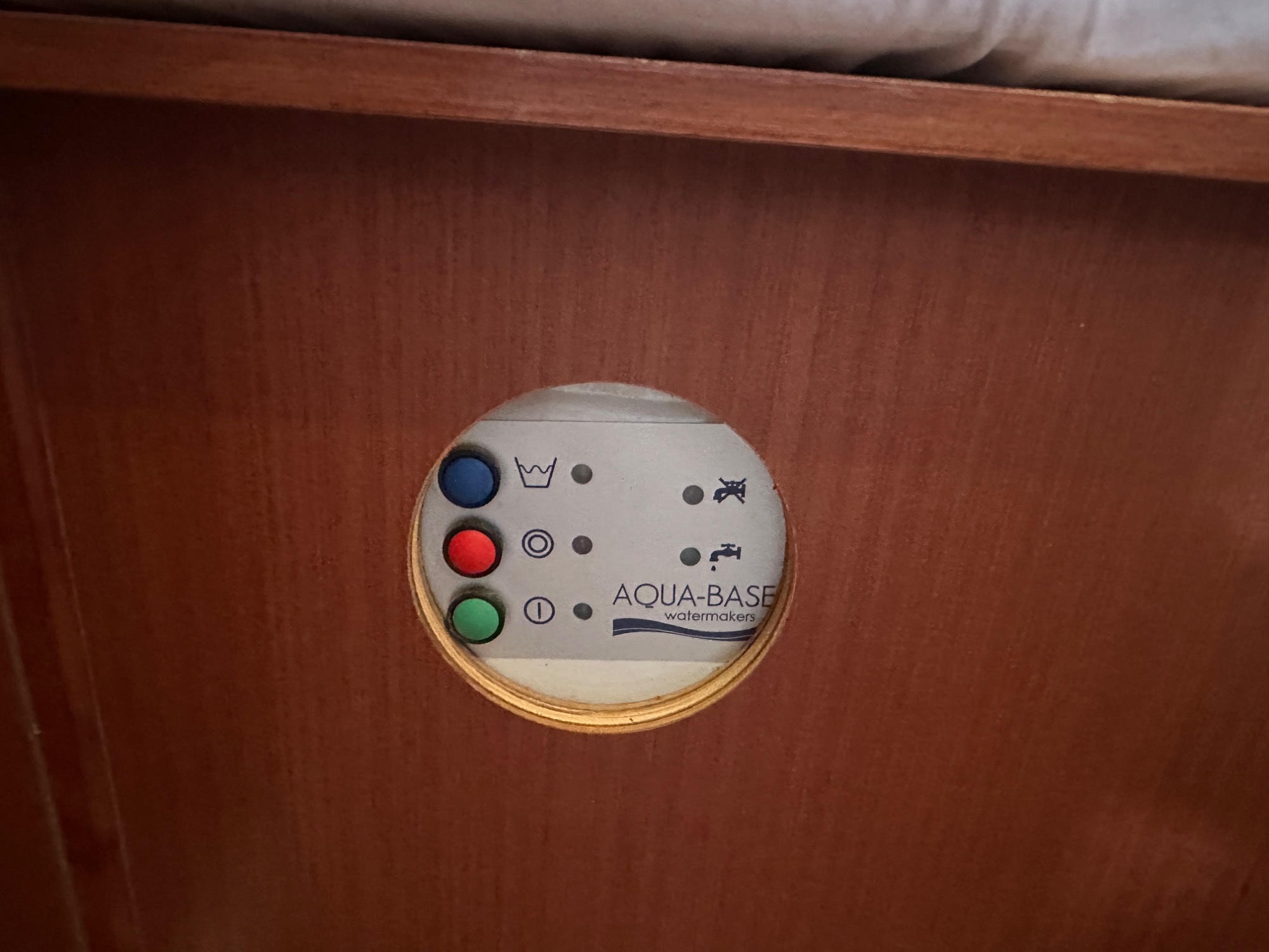 Hanse 415 2017 Hanse 415 2017 Commande déssalinisateur