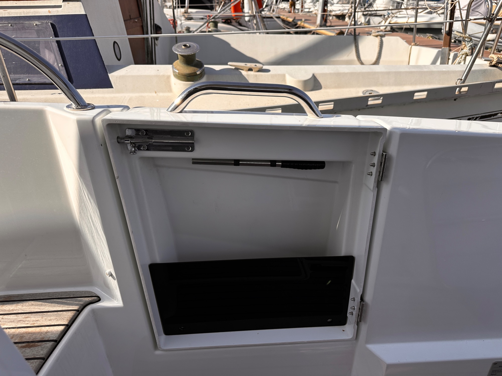 2025 Beneteau Antares 9 V2 2025 Beneteau Antares 9 V2