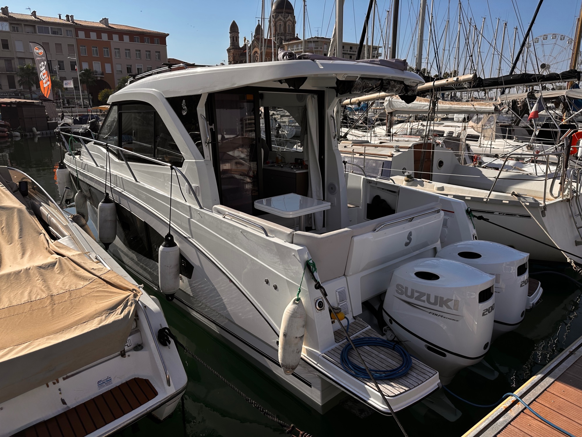2025 Beneteau Antares 9 V2 2025 Beneteau Antares 9 V2