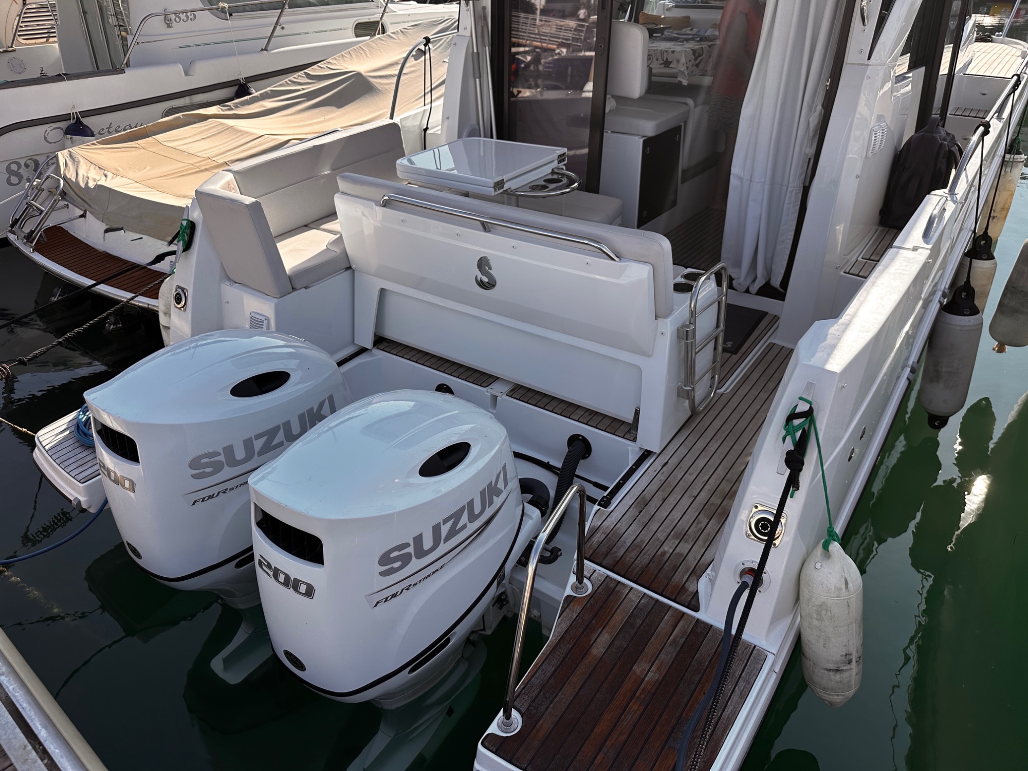 2025 Beneteau Antares 9 V2 2025 Beneteau Antares 9 V2