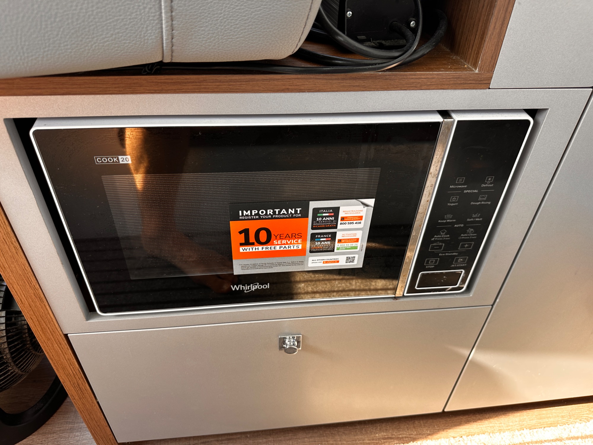 2025 Beneteau Antares 9 V2 2025 Beneteau Antares 9 V2