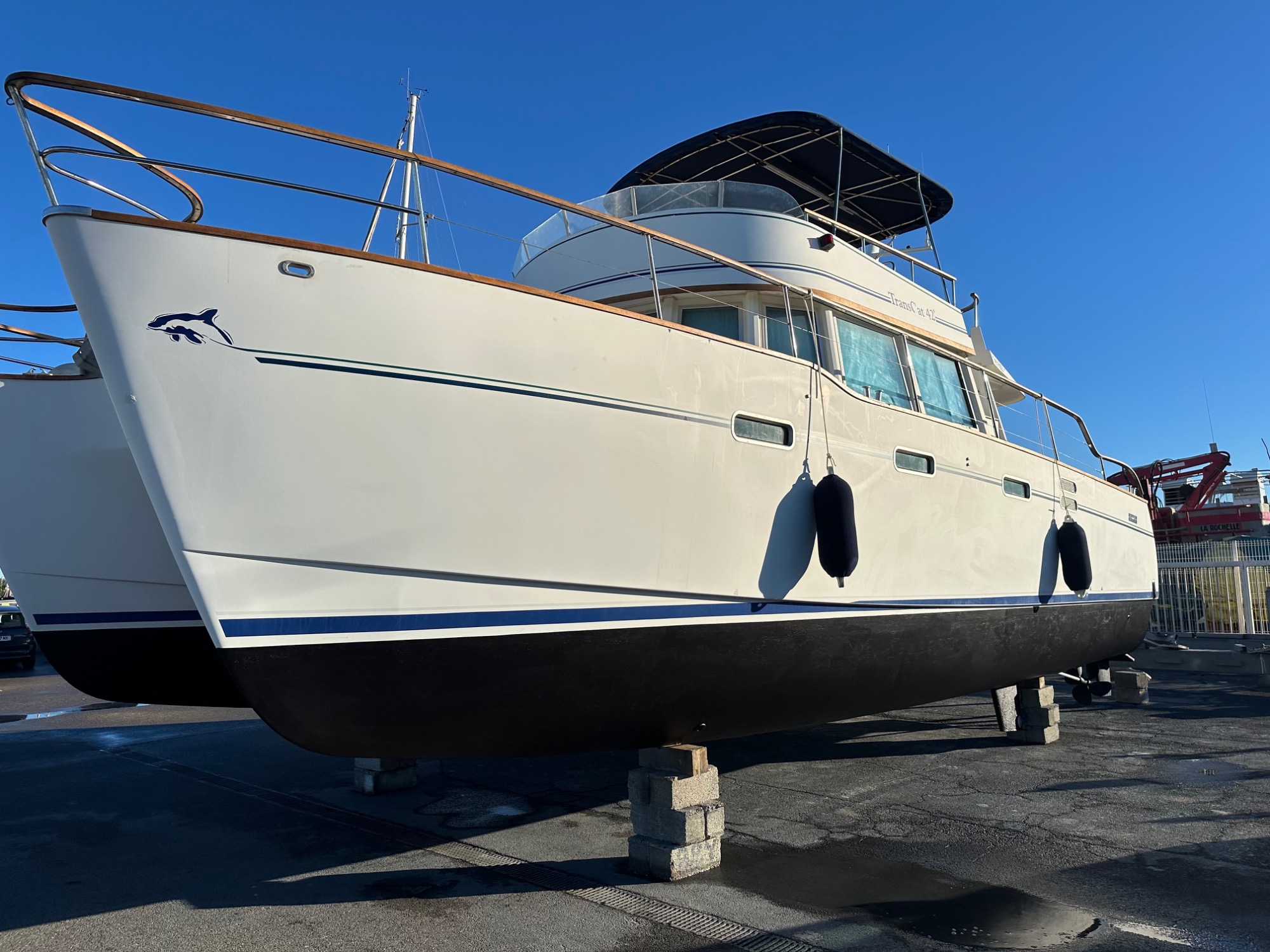 Alliaura Marine Transcat 42 2001 Alliaura Marine Transcat 42 2001