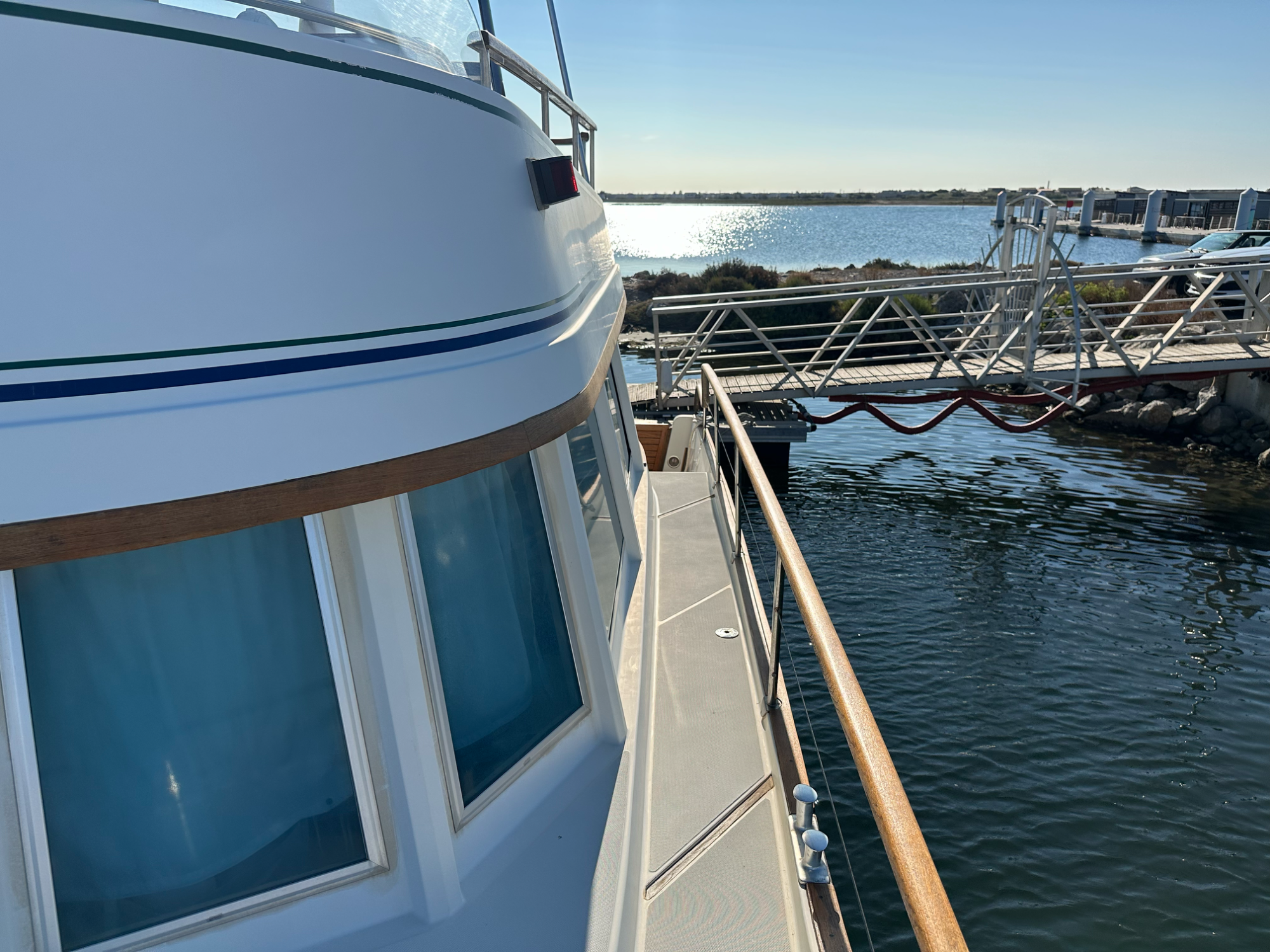 Alliaura Marine Transcat 42 2001 Alliaura Marine Transcat 42 2001