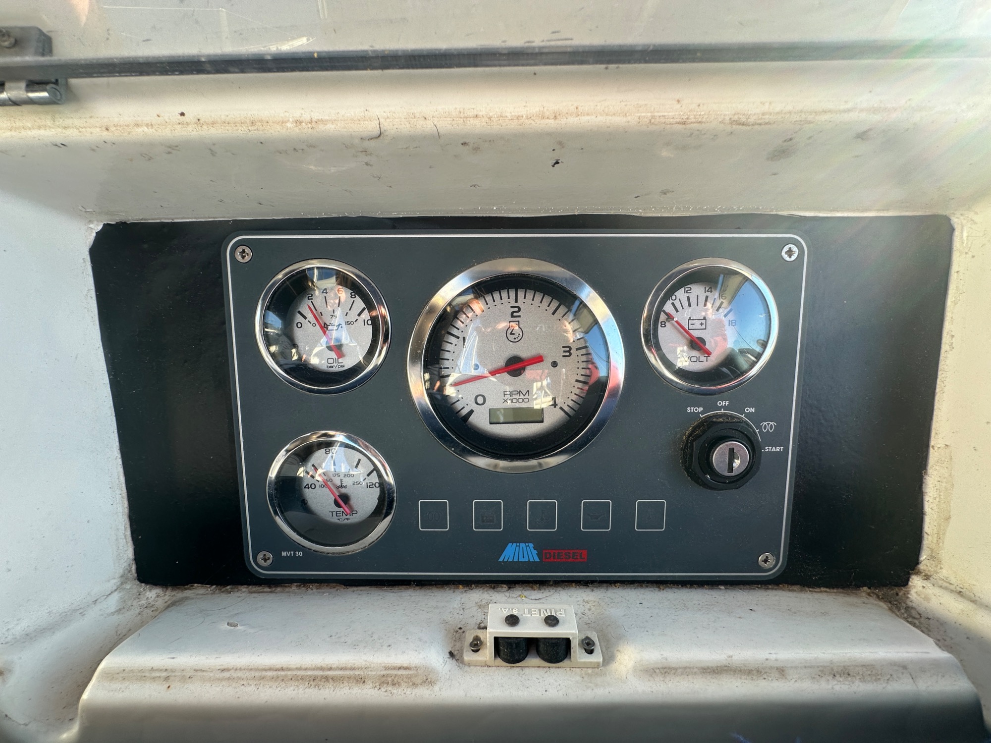 Jeanneau Sun Odyssey 37.1 Compteurs moteur neuf