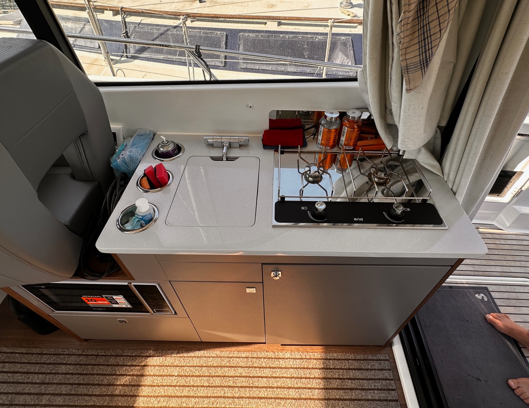 2025 Beneteau Antares 9 V2 2025 Beneteau Antares 9 V2