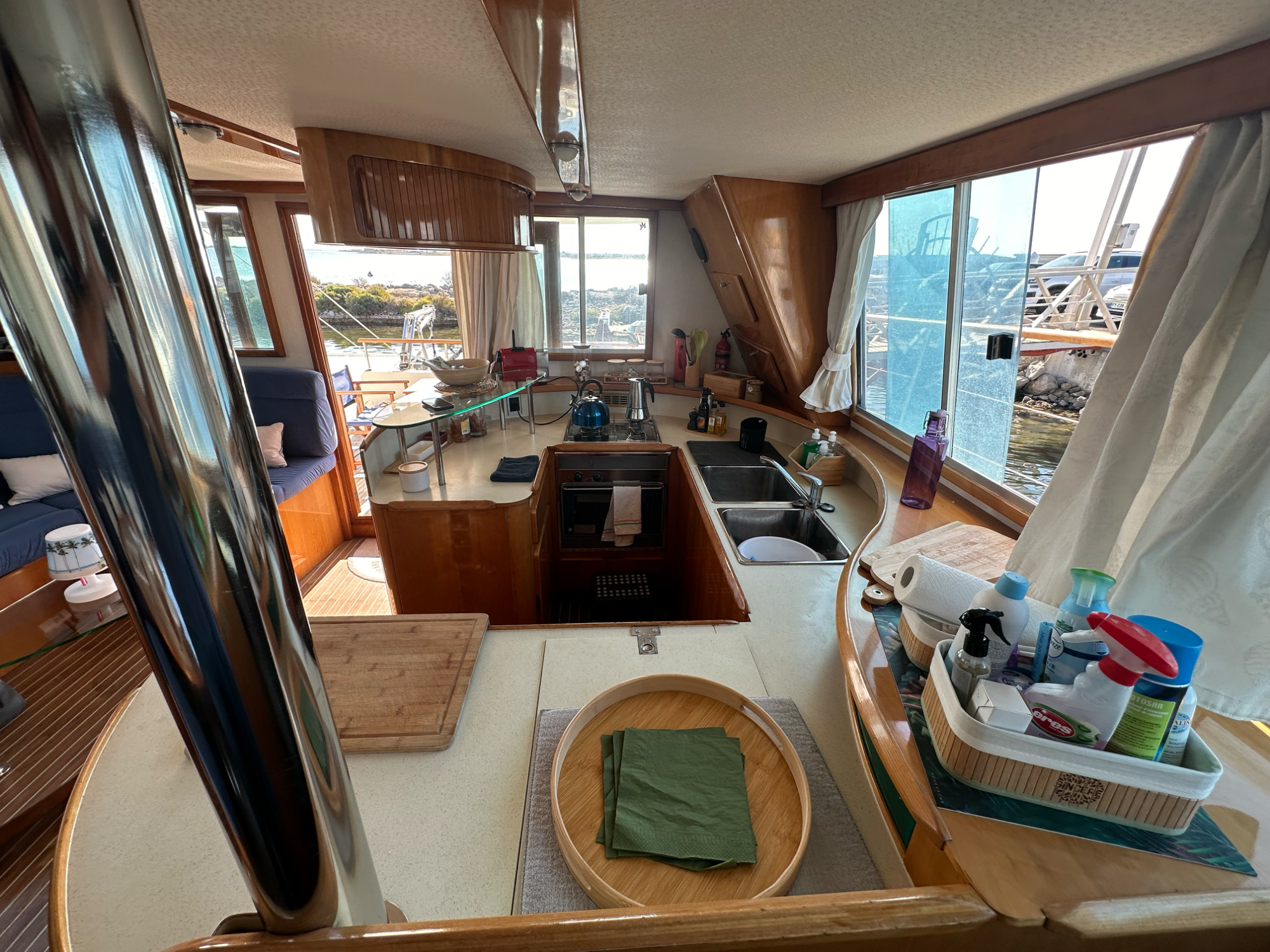 Alliaura Marine Transcat 42 2001 Alliaura Marine Transcat 42 2001