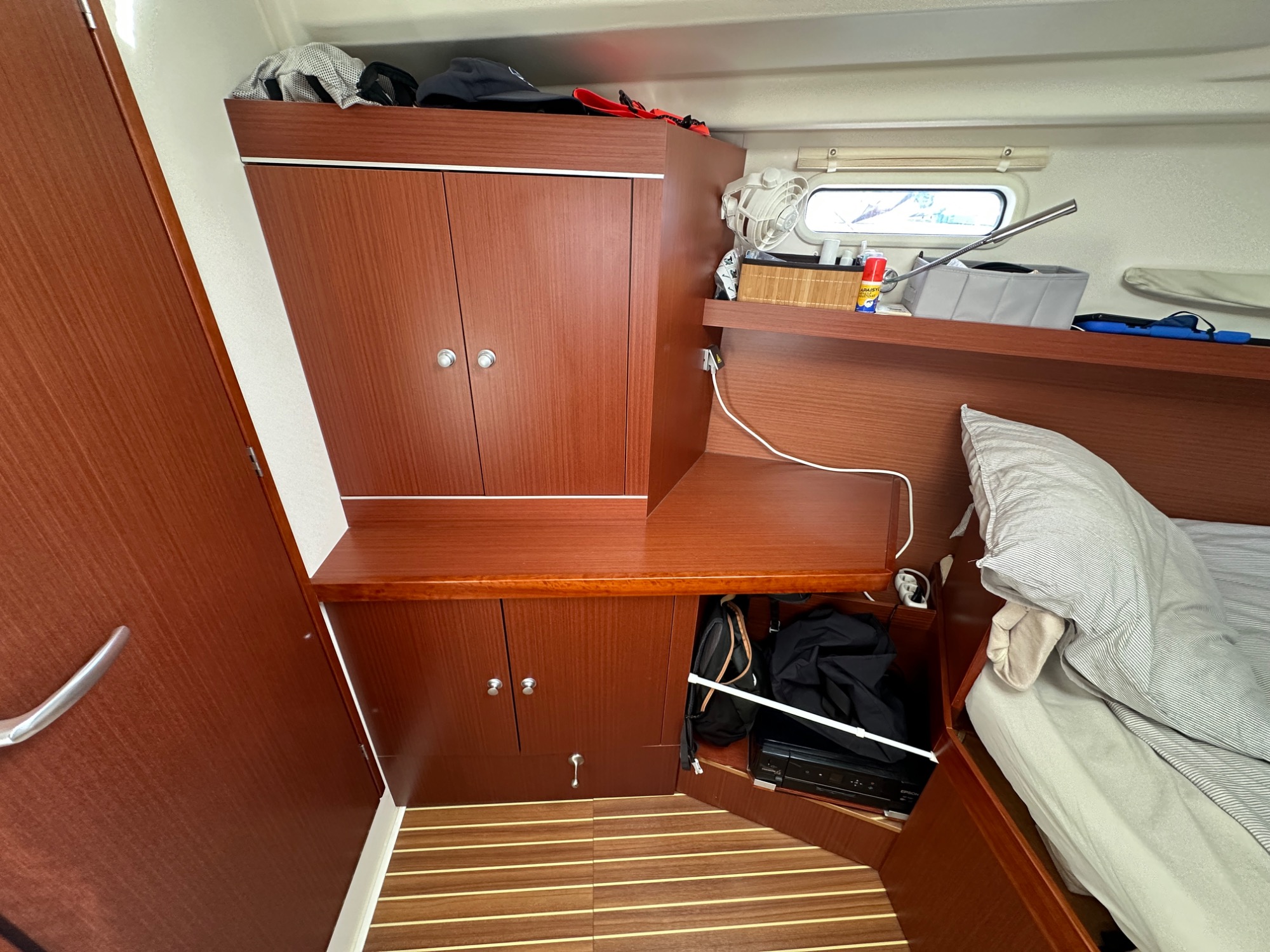 Hanse 415 2017 Hanse 415 2017 Bureau cabine avant