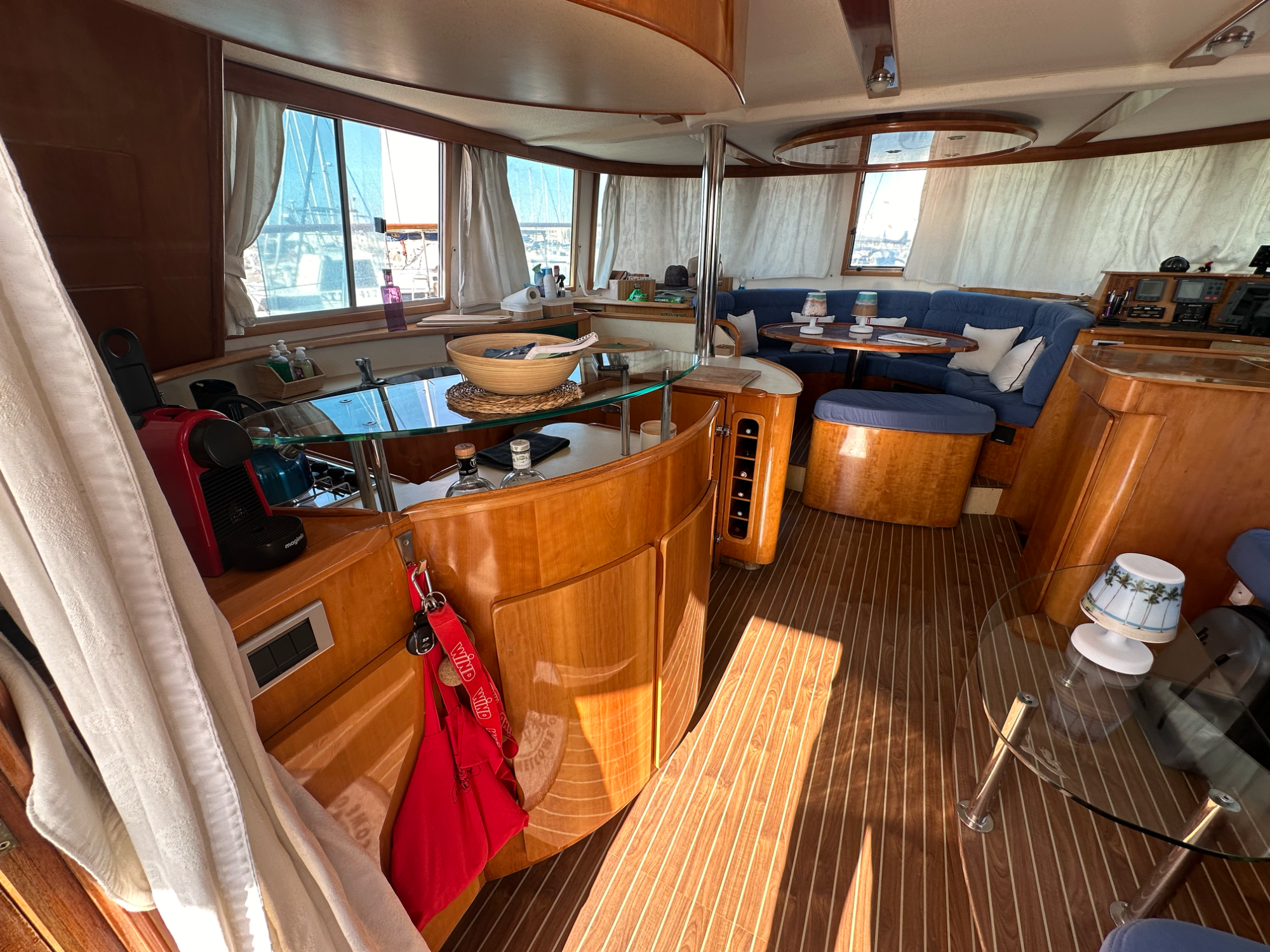 Alliaura Marine Transcat 42 2001 Alliaura Marine Transcat 42 2001