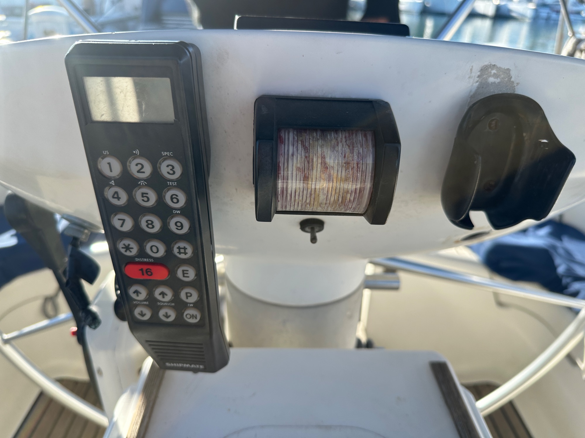 Jeanneau Sun Odyssey 37.1 VHF